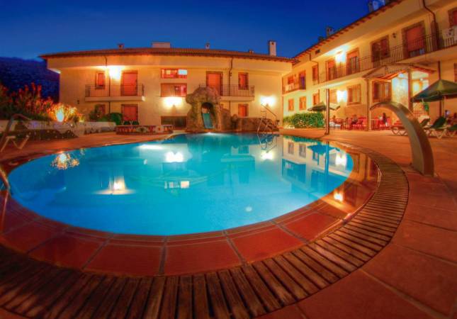 El mejor precio para HOTEL & SPA PARQUE DE CAZORLA. El entorno más romántico con nuestra oferta en Jaen